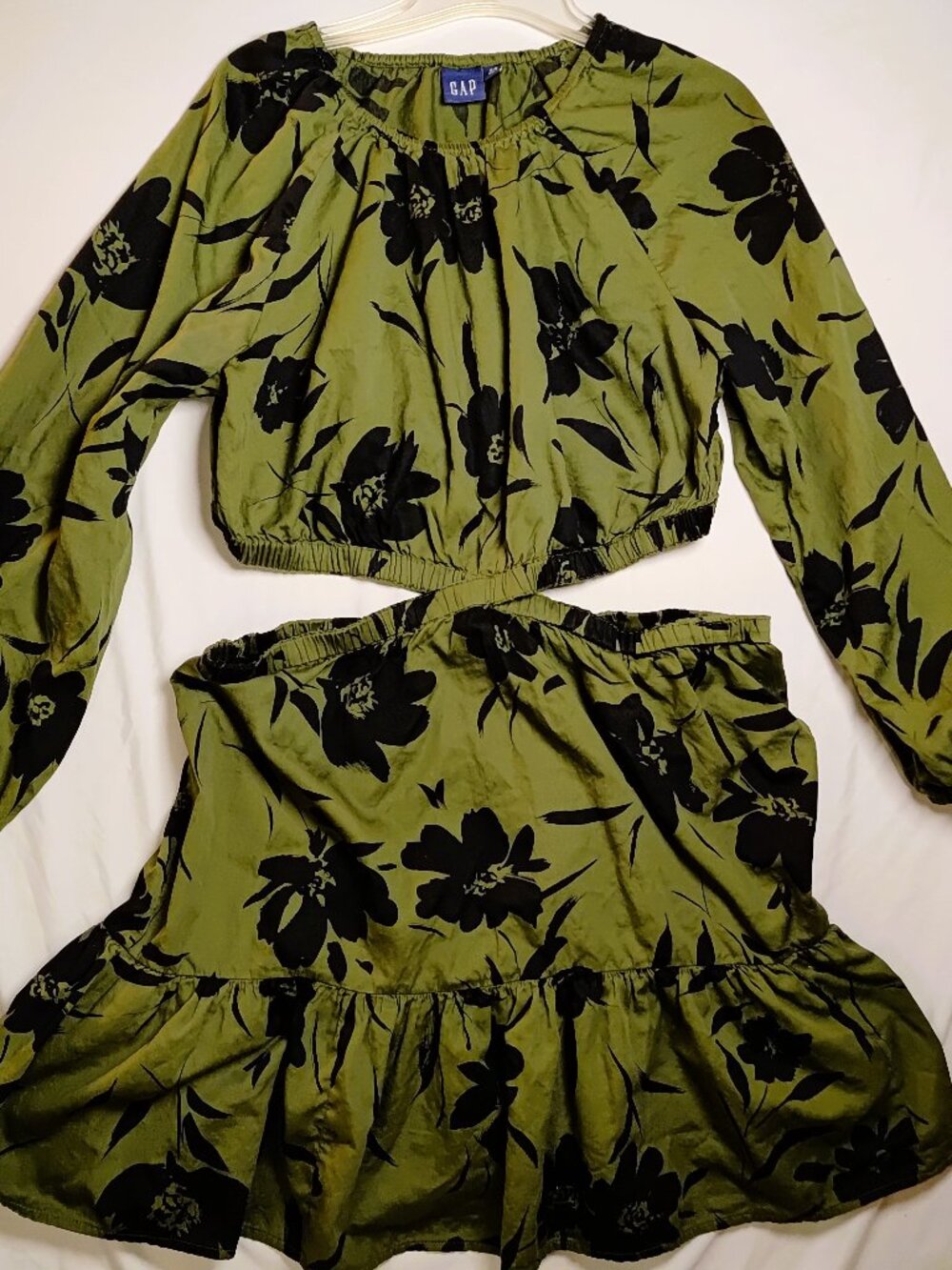 Gap Matching Set Top and Skirt Cross Connected at Midriff Size XL Women Cotton